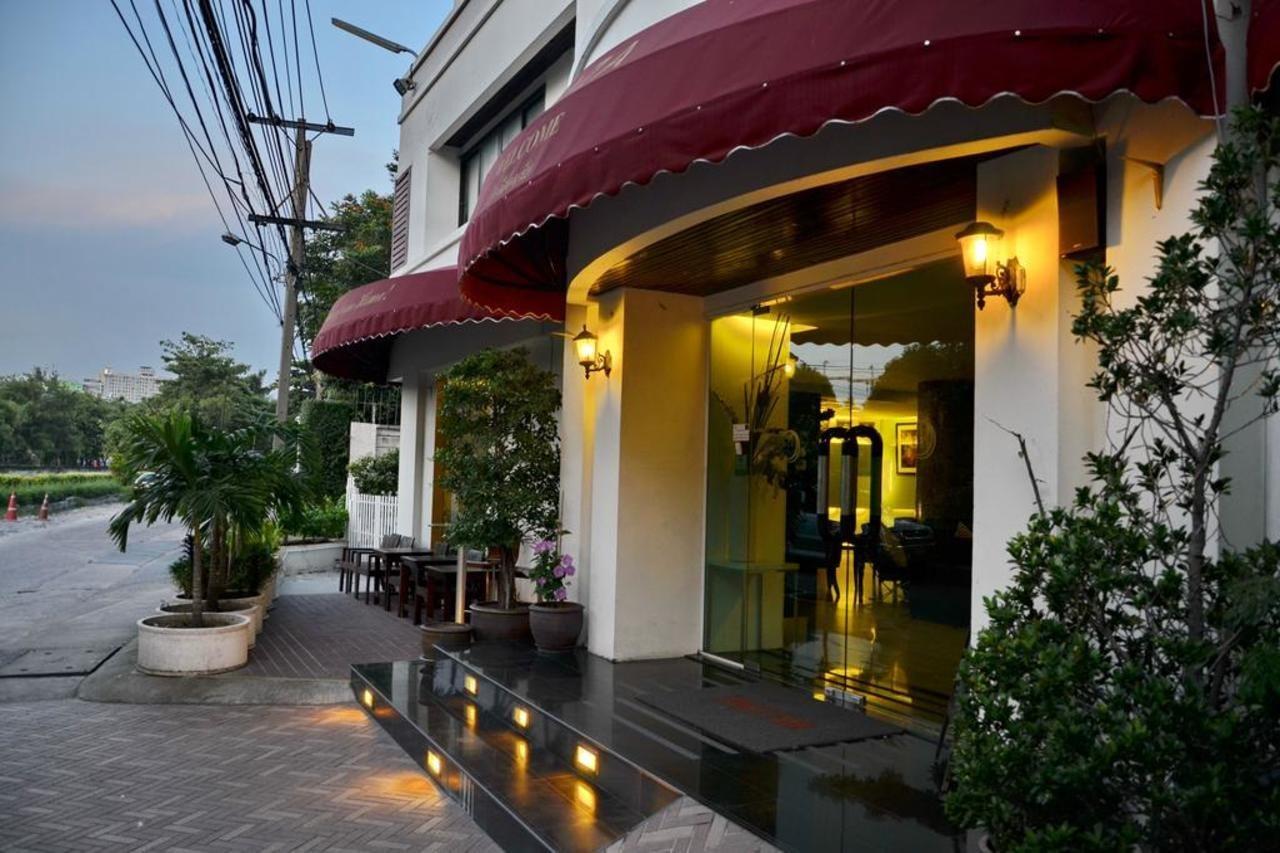Ziniza The Boutique Service Apartment Bangkok Exterior photo