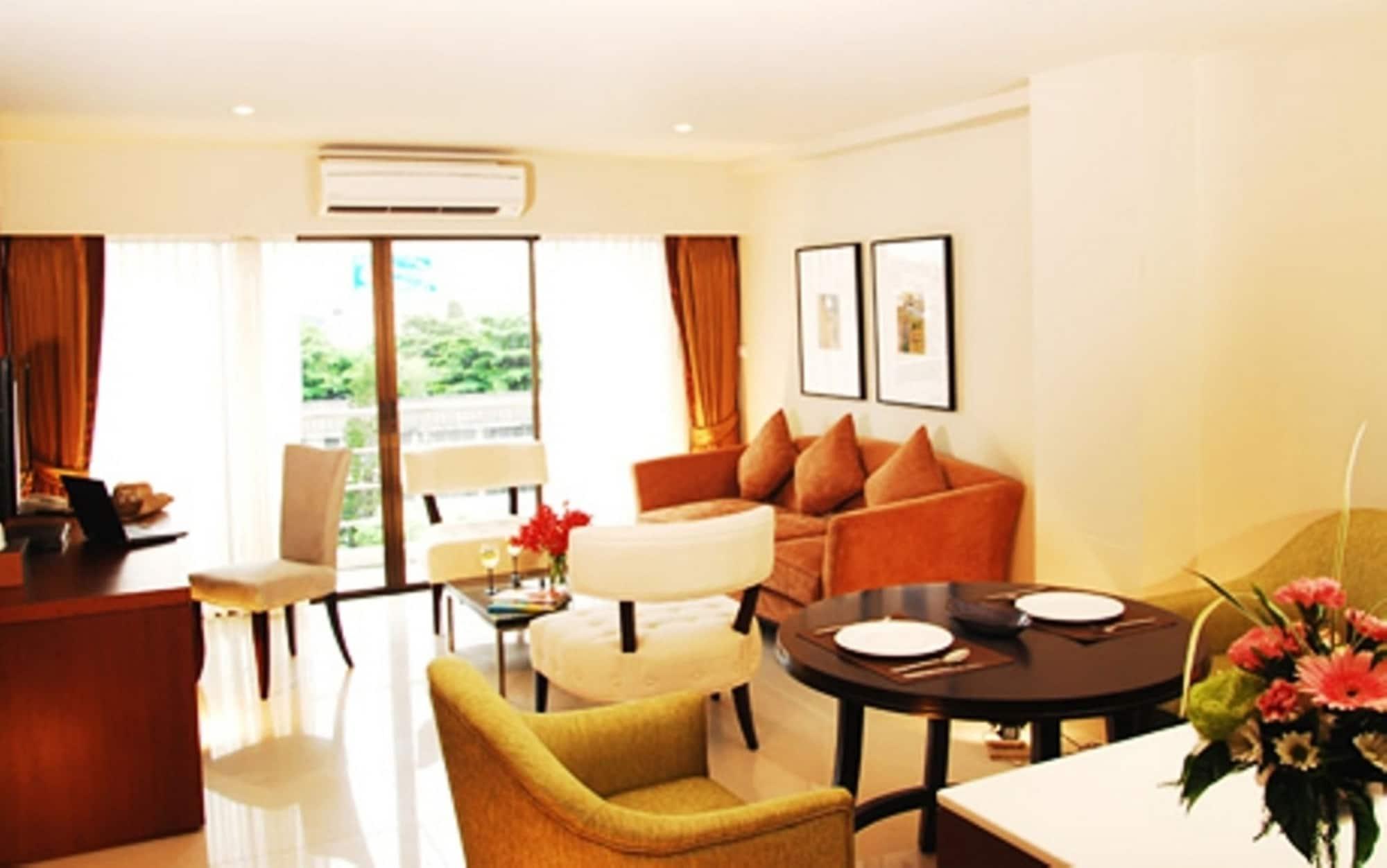Ziniza The Boutique Service Apartment Bangkok Exterior photo
