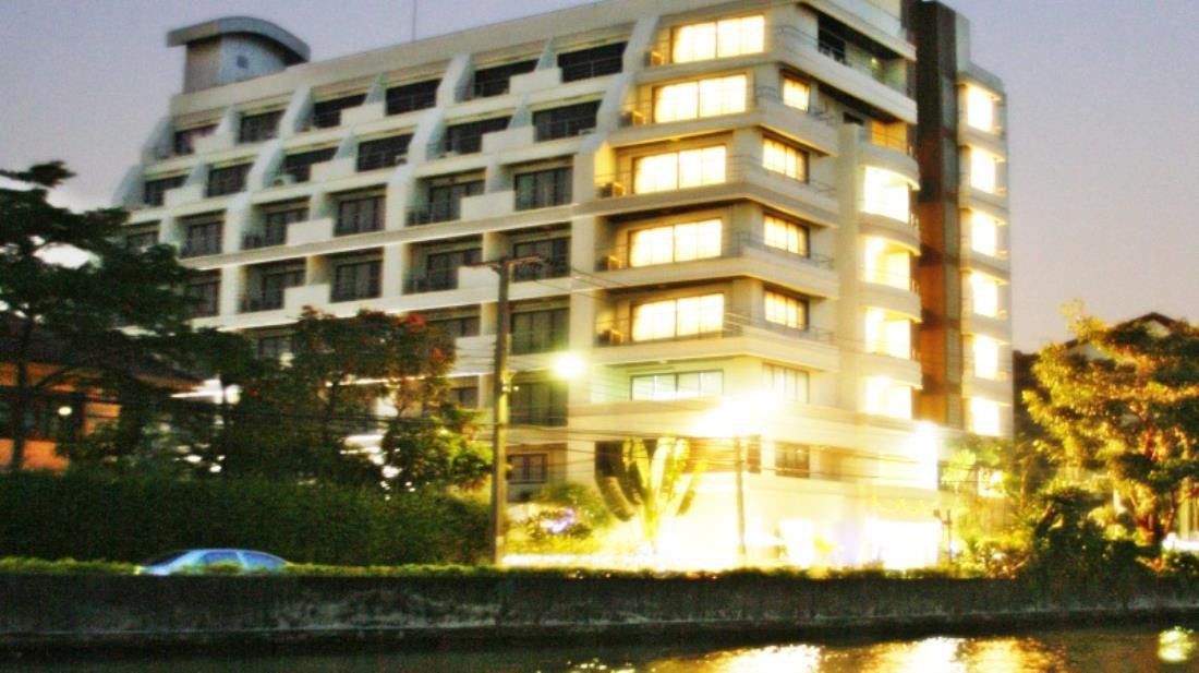 Ziniza The Boutique Service Apartment Bangkok Exterior photo